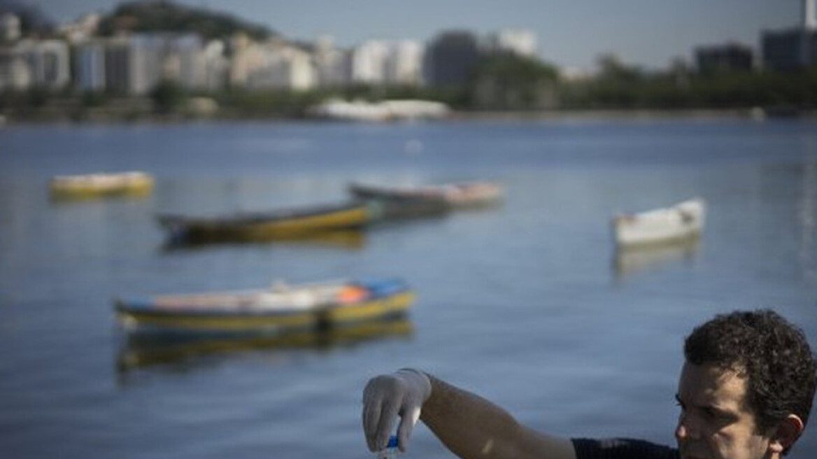 Τρία κουταλάκια φτάνουν για να μολυνθεί ένας αθλητής από τα νερά του Ρίο
